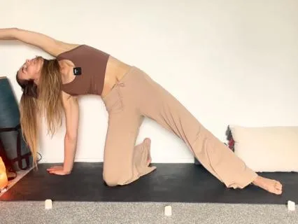 Evening Yoga To Slow Down: Gentle Restorative Flow