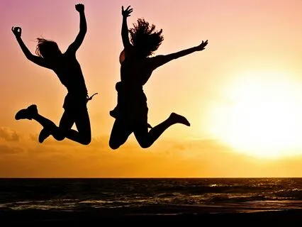 Every Day I Feel Happier: Affirmations For A Radiant Life