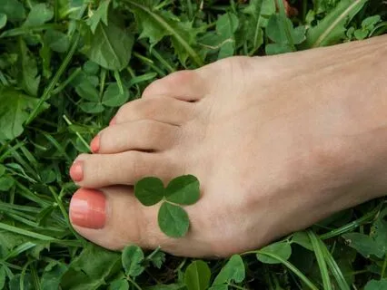 Everyday Magic For Ukraine | #124 | Walking On The Earth