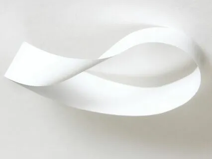 Exploring Paradoxes: Mindful Making Meditation Möbius Strip