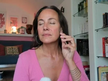 Facial Reflexology For Calm & Moisturize (Part One)
