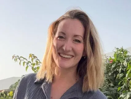 Facing Challenge: Fill Your World With Colour