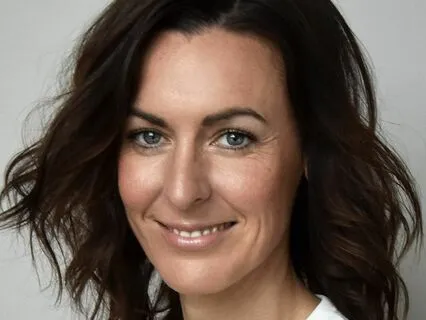 Feeling Comfortable In Your Skin: Compassionate Body Scan