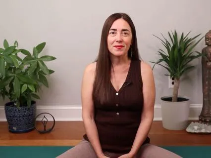Feeling Disconnected Or Unreal? A Gentle Grounding Practice