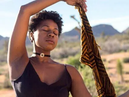 Ease Daily Anxiety: Street-Walk Visualization