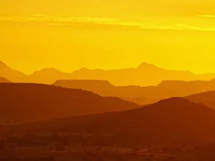 Find Stillness Amidst Movement With Healing Harp (528 Hz)