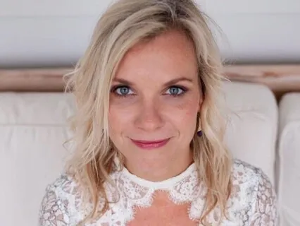 Find Your Center With Elli Richter