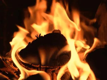 Fire Sounds For Sleep And Calming Guitar – Cozy Fireplace