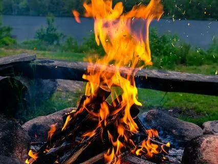 Fireplace & Cracking Fire