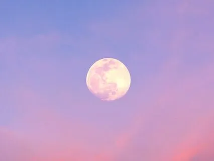 First Quarter Moon Meditation: Overcoming Adversity