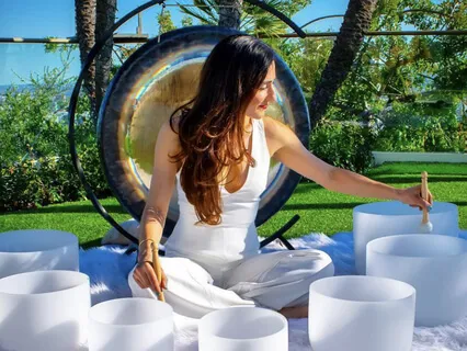 5 Minute Crystal Bowl Sound Healing 