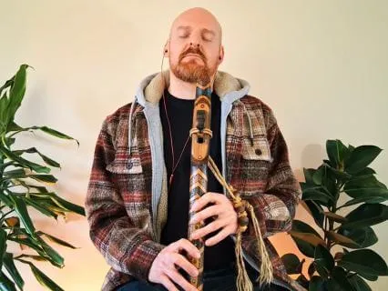 Float Into Bliss & Meditate To Soothing Sound Healing Flutes