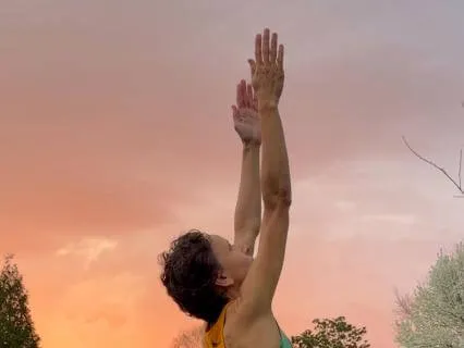 Floating Above The Noise - The Sovereign Warrior Mindset