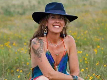 Flow To Stillness: Pause. Breathe. Listen.