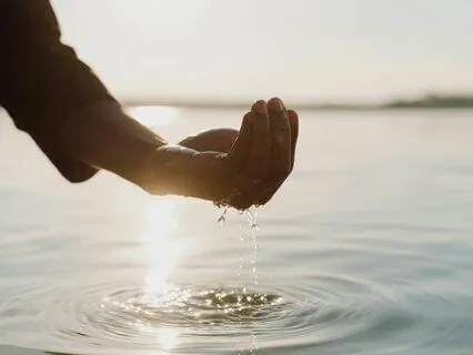 Flow With The Wisdom Of Water | Piano Reflections