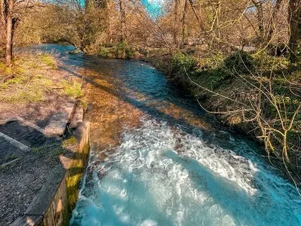 Flowing Waterfall For Meditation, Yoga & Focus