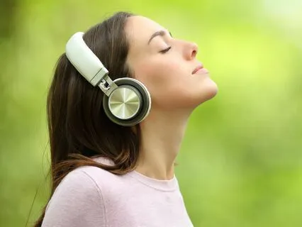 Frogs And Rain For Restful Sleep