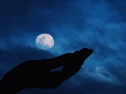 Full Moon: Deep Release And Receiving