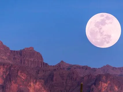 Full Moon, Full Heart Meditation