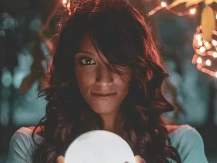 Full Moon Gazing Meditation