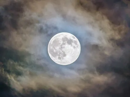 Full Moon Guided Meditation For Releasing Negative Thoughts