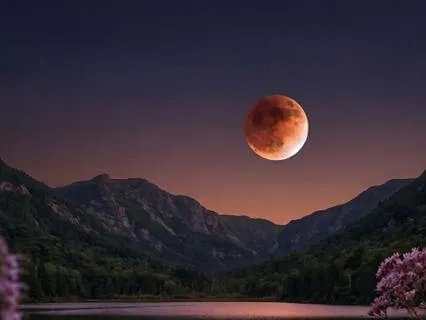 Full Moon Lunar Eclipse In Pisces Meditation