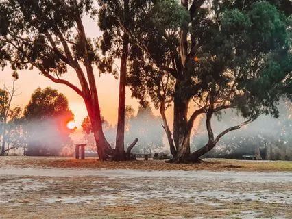 FULL MOON MEDITATION: CLOSING OLD CYCLES