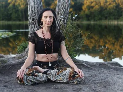Full Moon Meditation for Deep Stillness