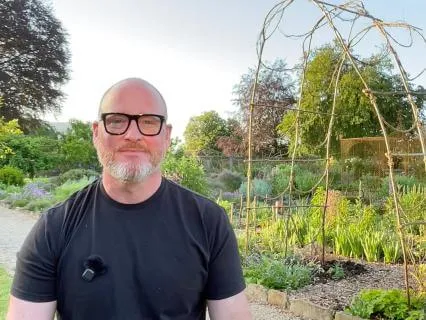 Garden Meditation For Calm, Grounding & Relaxation