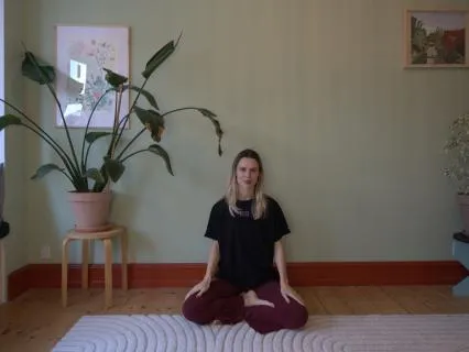 Gentle And Grounding Somatic Practice