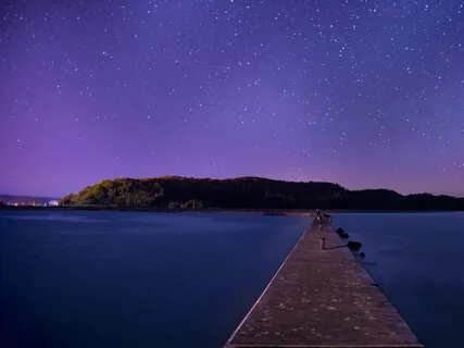 Gentle Concentration Preparing For Sleep