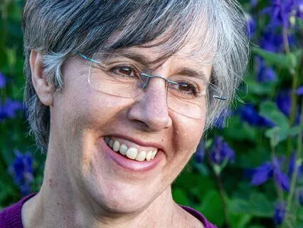 Gentle Evening: Saying Goodbye To The Day With EFT Tapping