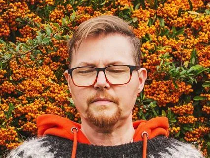 Gentle Grounding Breathing: Sensitive 3–5–7 Breath Practice