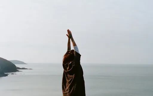 Gentle Mindful Movement Practice – Grounding The Body