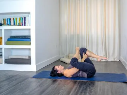 Gentle Morning Yoga Stretch, Beginner Friendly