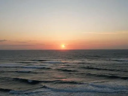 Gentle Ocean Waves With Sleep Music