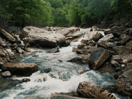 Gentle Waterfall Sounds And Ambient Music