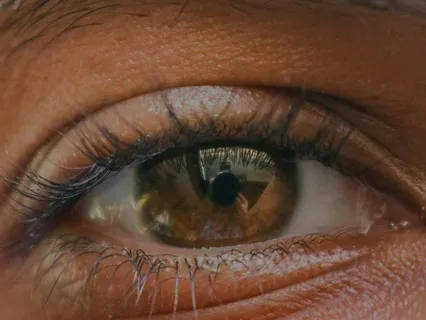 Glimpse: Human Being