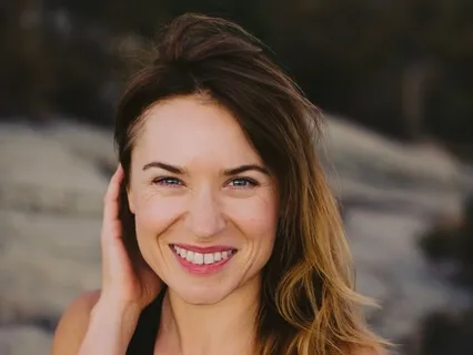 Glow Up Chakra Alignment & Affirmations