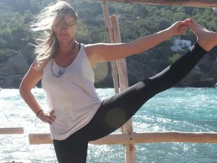 Goa Sessions - Hatha With Vinyasa Yoga (Hip Opening)