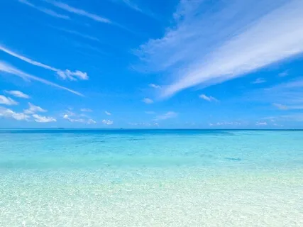 Golden Energy To Attract Love And Abundance 888Hz