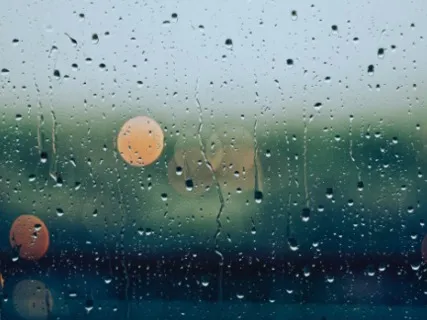 Gorgeous Piano With Raindrops For Sleep