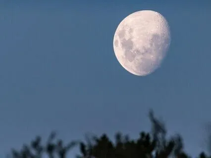 Gratitude For The Third Quarter Moon