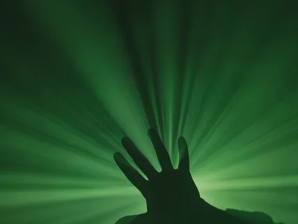 Green Healing Light - Wellness