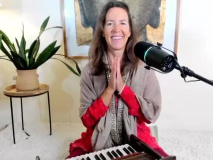 Green Tara Mantra to Open Your Voice And Awaken Your Heart