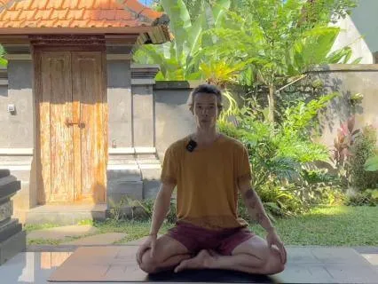 Grounding Breath – Full Yogic Breath & Viloma