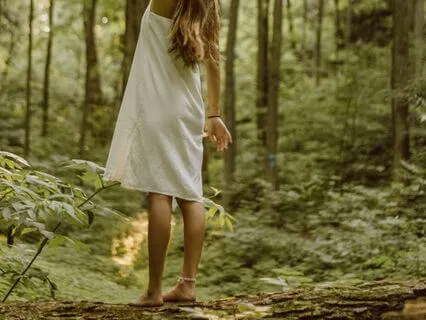 Grounding: Connect With Nature & Find Presence