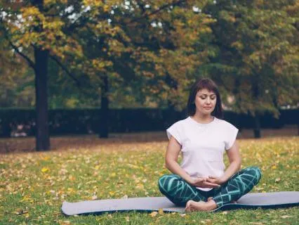 Guided 10 Min Morning Sound & Breathing Meditation