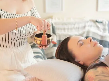 Guided Aura Meditation: Journey Through The Layers