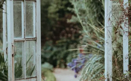 Guided Meditation In Prayer - God Is With Me | Isaiah 43:2